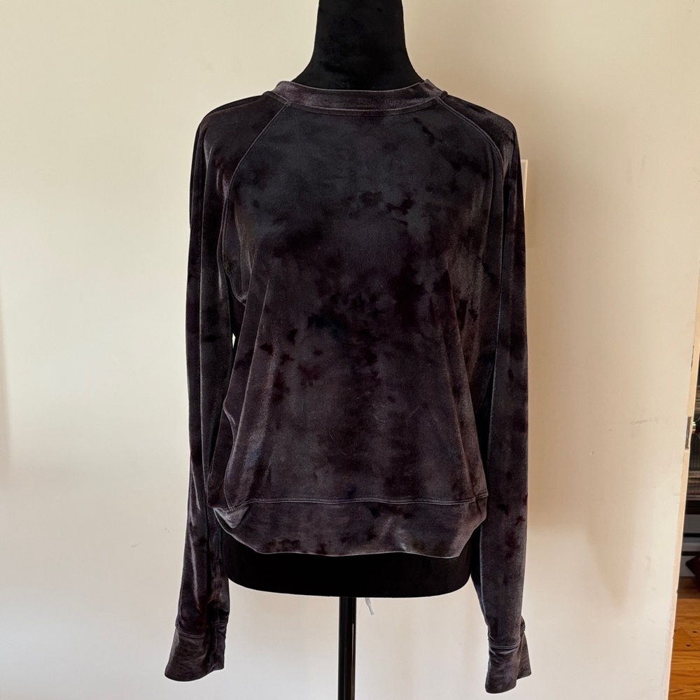 Lululemon warm down tie dye velour crew - Picture 2 of 7